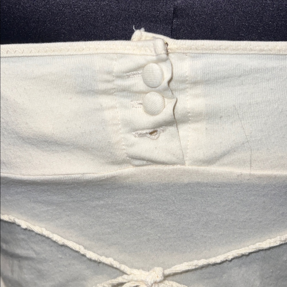 American eagle Outfitters Off-white Cami Tank! - Picture 3 of 3
